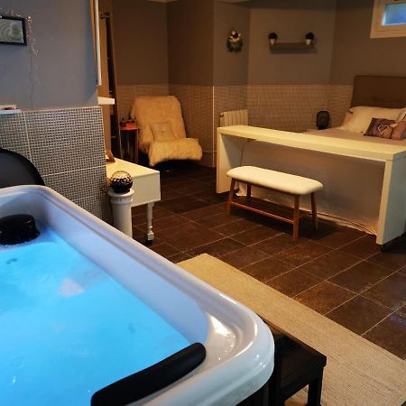 Suite Jacuzzi Au Calme Domont Dış mekan fotoğraf