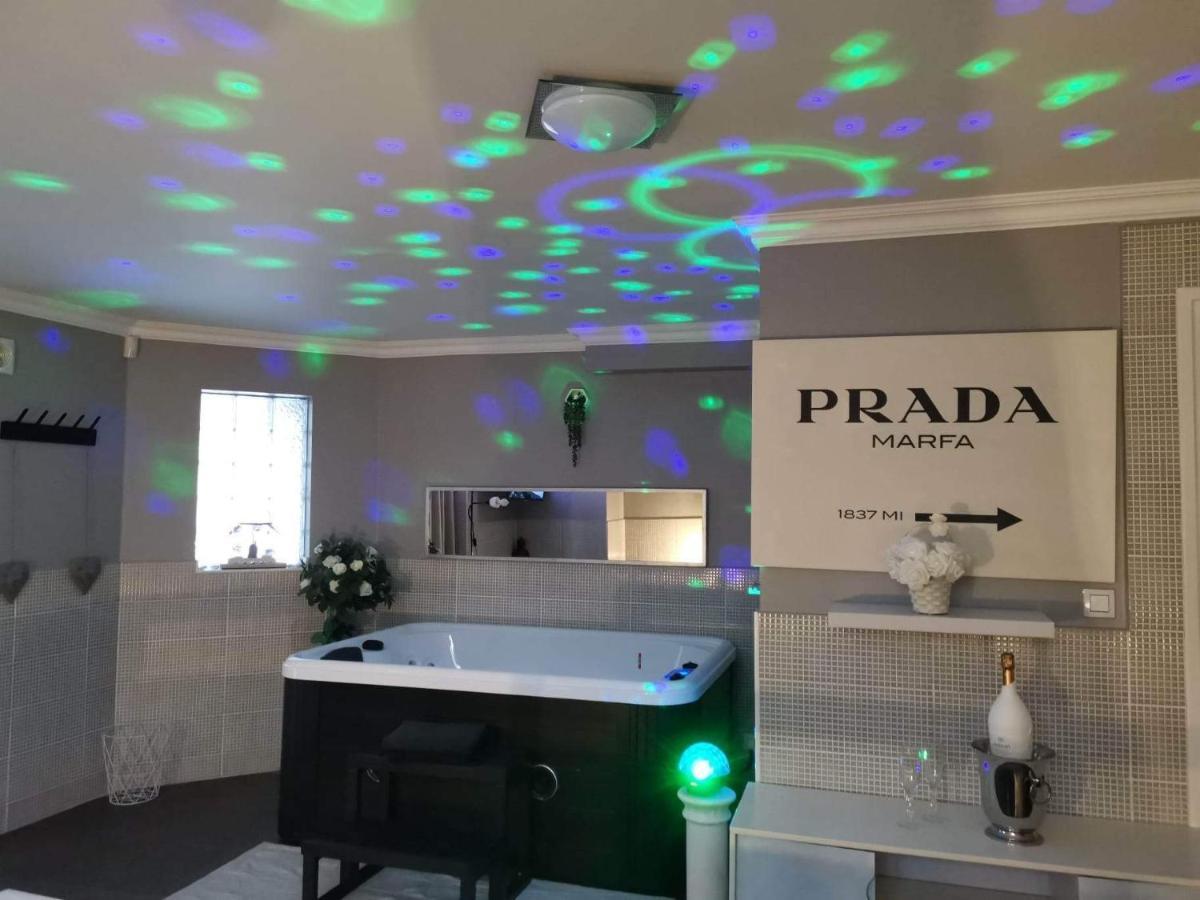 Suite Jacuzzi Au Calme Domont Dış mekan fotoğraf